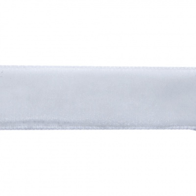 Лента бархатная нейлон, шир.12 мм, (упак. 45,7м), цв.01-белый - купить в Южно-Сахалинске. Цена: 457.61 руб.