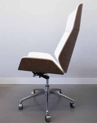 Кресло из натуральной кожи, каркас дерево арт. FX-BC06 - купить в Южно-Сахалинске. Цена 34 820.52 руб.