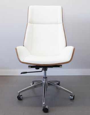 Кресло из натуральной кожи, каркас дерево арт. FX-BC06 - купить в Южно-Сахалинске. Цена 34 820.52 руб.